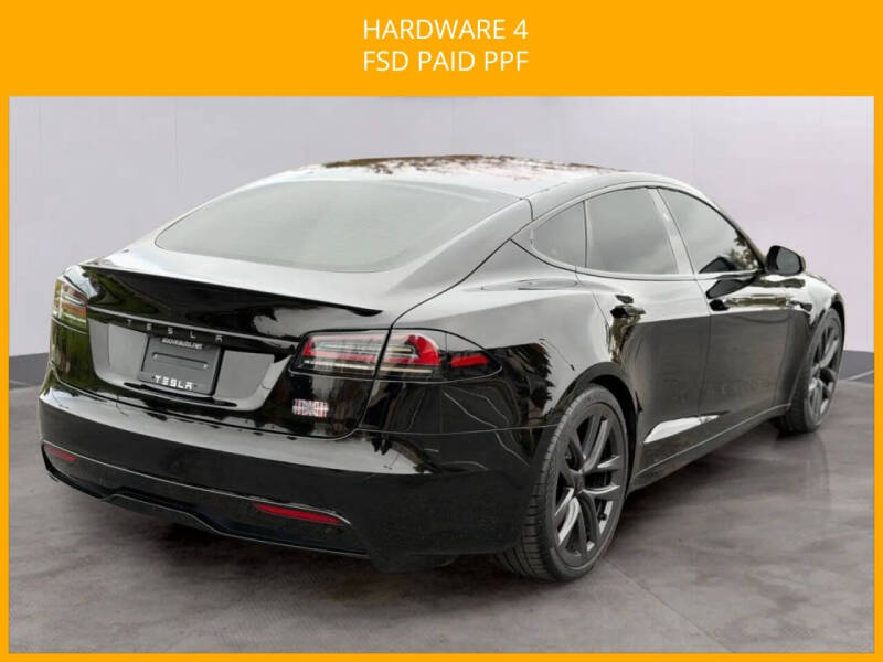 2023 Tesla Model S Plaid