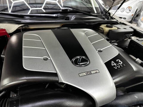 2004 Lexus SC 430
