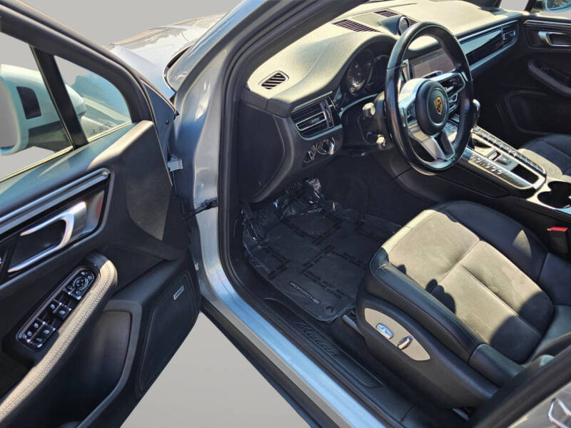 2021 Porsche Macan