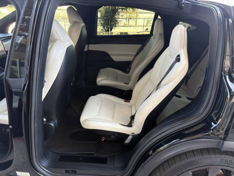 2023 Tesla Model X Plaid