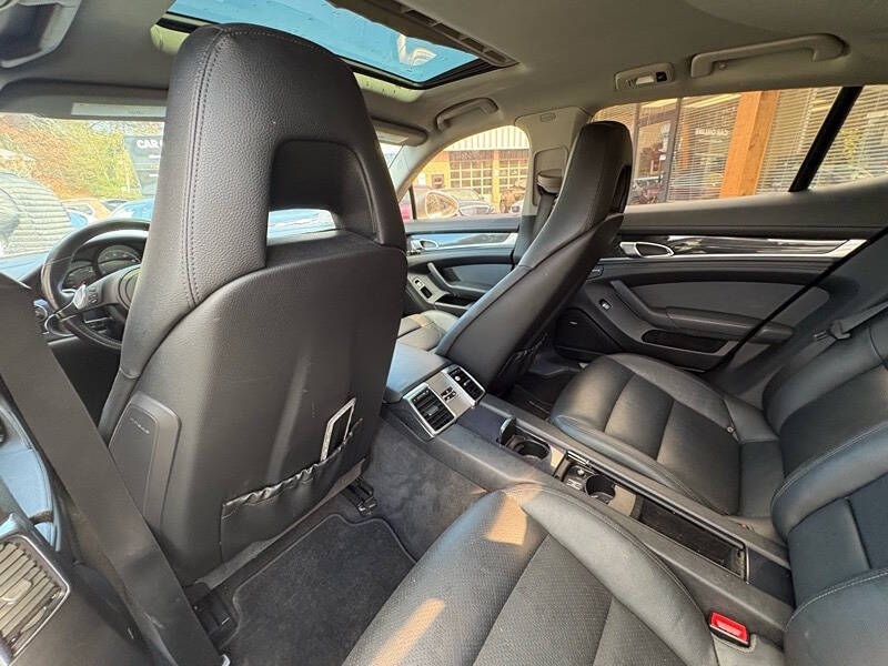 2012 Porsche Panamera 4