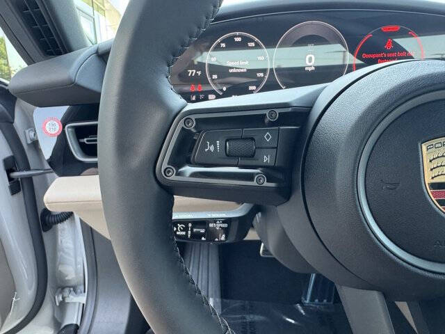 2025 Porsche Taycan 4