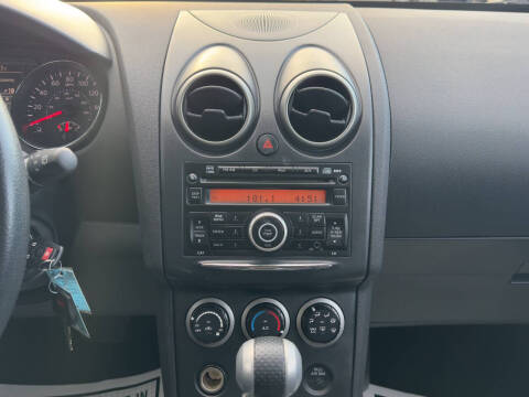 2011 Nissan Rogue S Krom