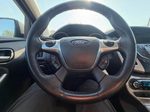 2012 Ford Focus SEL