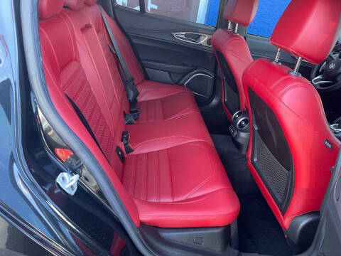 2022 Alfa Romeo Giulia Veloce