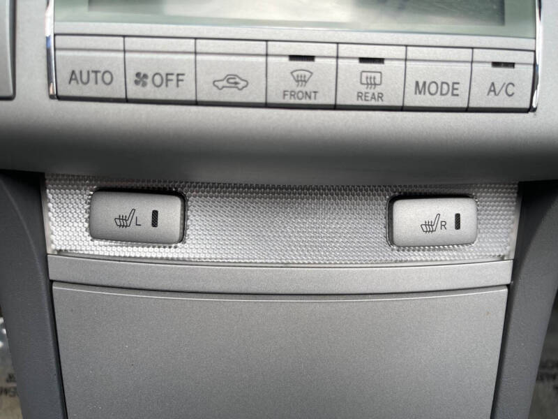 2005 Toyota Camry Solara SLE V6