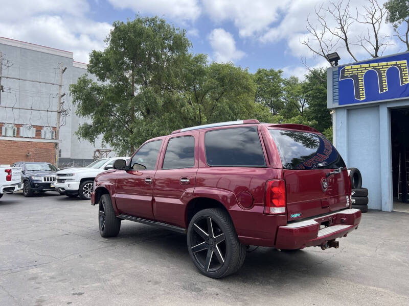 2005 Cadillac Escalade