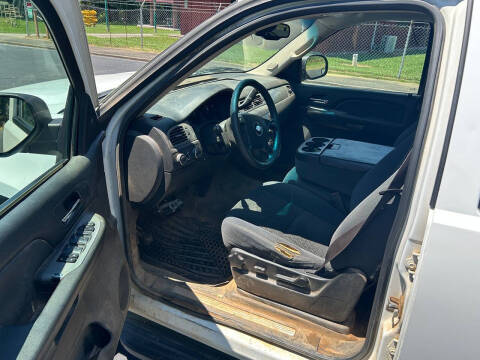 2008 Chevrolet Suburban LS 2500