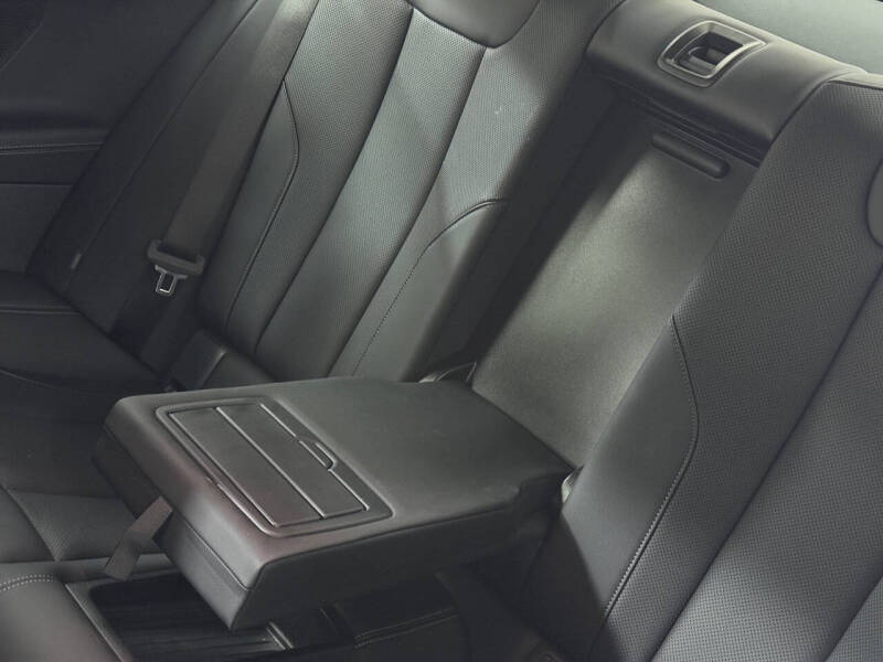 2026 BMW 2 Series 230i
