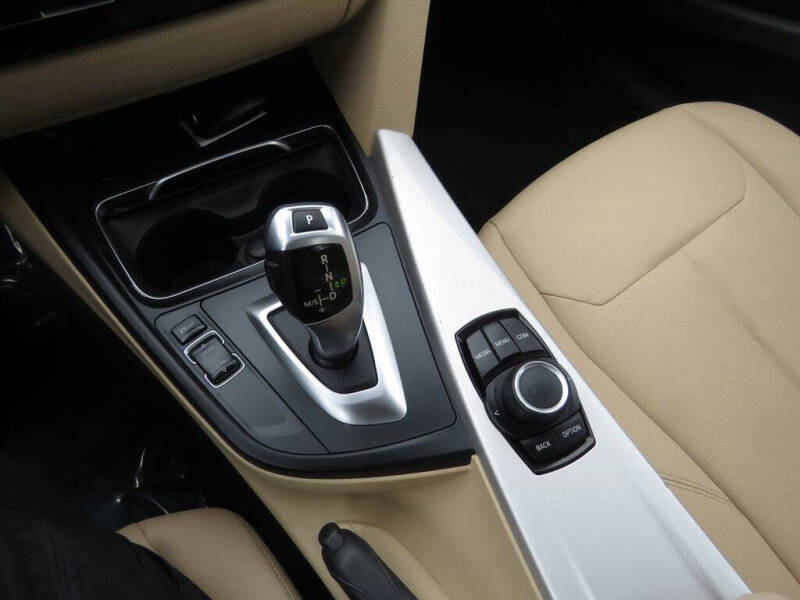 2018 BMW 3 Series 320i xDrive