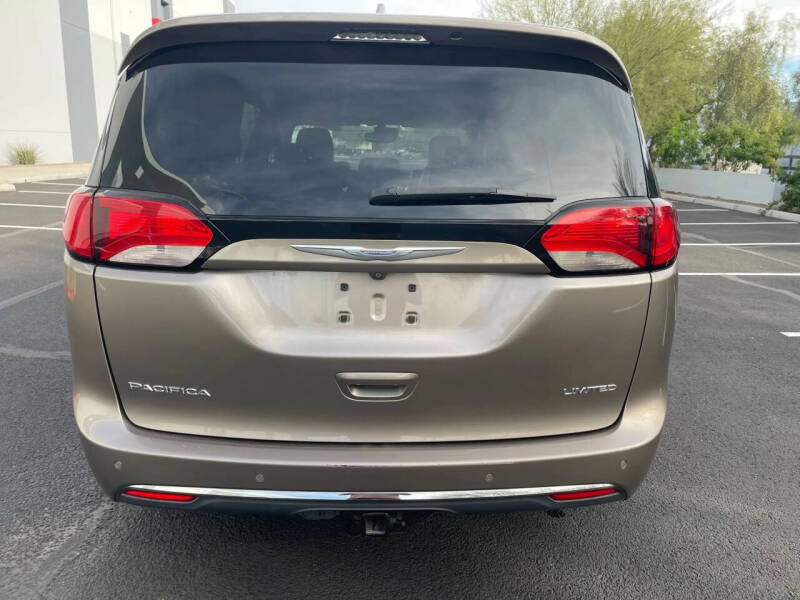 2017 Chrysler Pacifica Limited