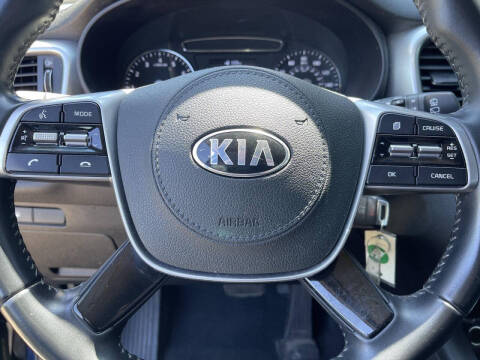 2020 Kia Sorento LX