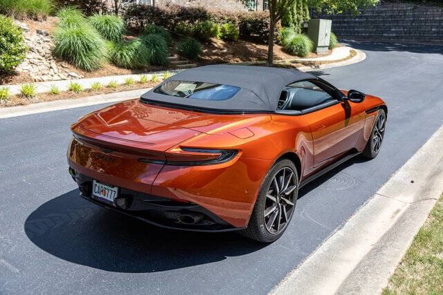 2021 Aston Martin DB11 Volante