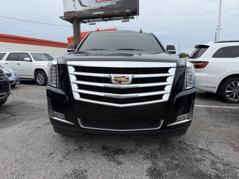 2017 Cadillac Escalade Standard