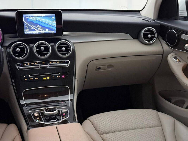 2018 Mercedes-Benz GLC GLC 300 4MATIC