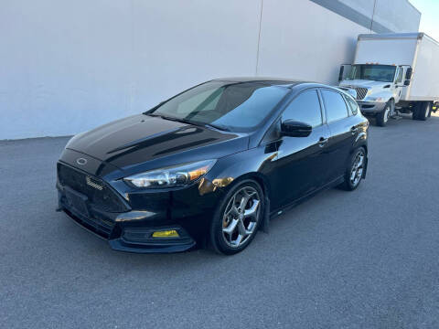 2016 Ford Focus for sale at The Car-Mart in Bountiful UT