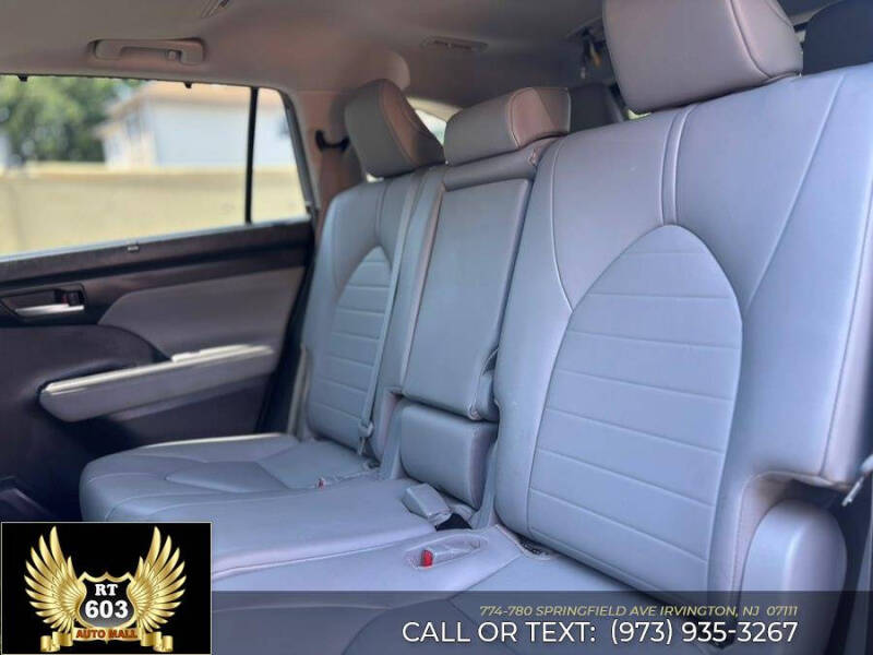 2021 Toyota Highlander XLE