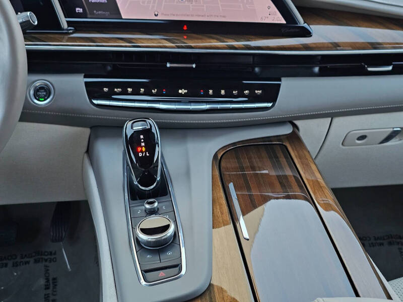 2024 Cadillac Escalade Sport Platinum