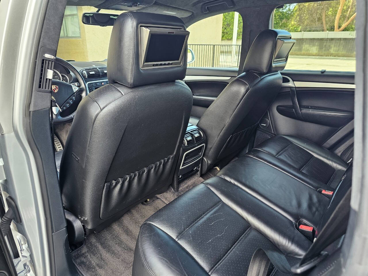 2005 Porsche Cayenne 48