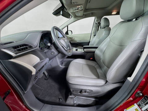 2024 Toyota Sienna Limited 7-Passenger
