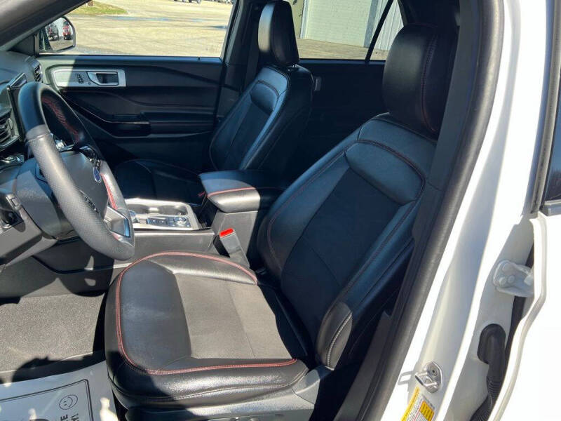 2024 Ford Explorer ST-Line