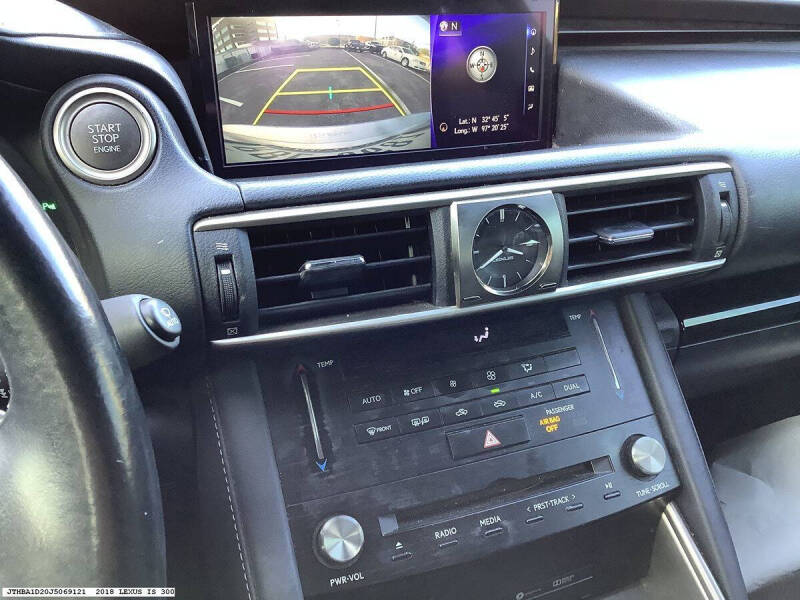 2018 Lexus IS 300