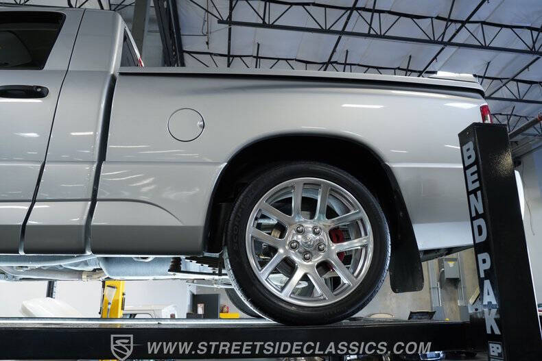 2004 Dodge Ram 1500 SRT-10