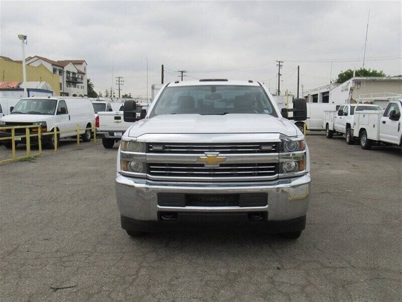 2015 Chevrolet Silverado 3500HD CC