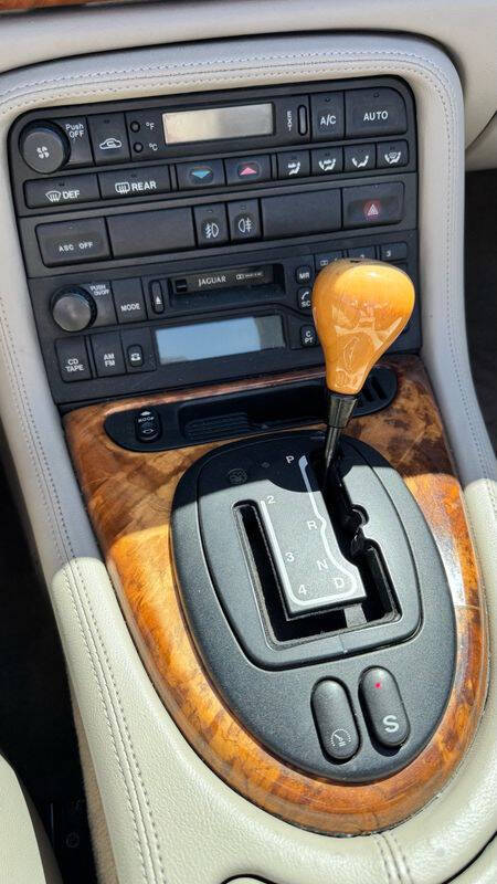 1998 Jaguar XK-Series XK8