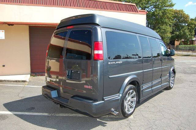 2017 GMC Savana 2500