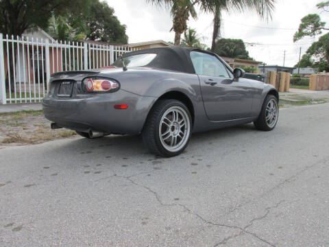 2006 Mazda MX-5 Miata Touring