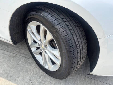 2017 Chevrolet Malibu LT