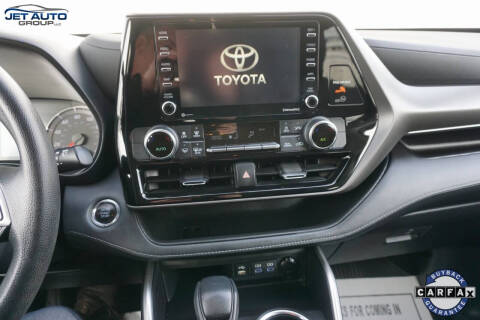 2022 Toyota Highlander L