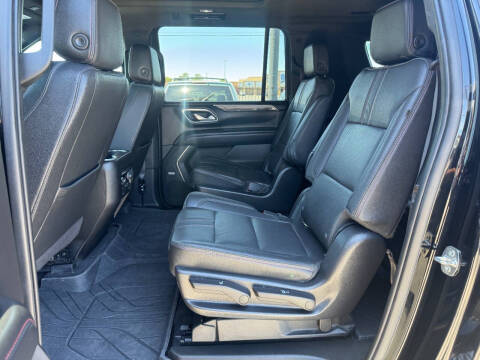 2022 Chevrolet Suburban RST