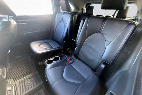 2022 Toyota Highlander Hybrid Limited