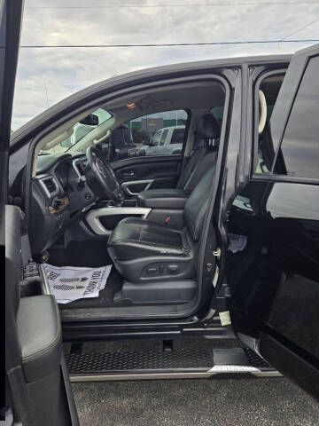 2018 Nissan Titan SL