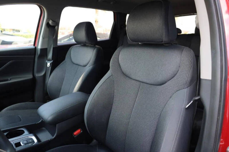 2020 Hyundai Santa Fe SE