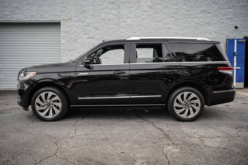 2023 Lincoln Navigator Reserve