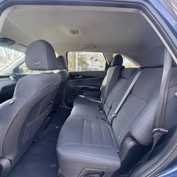 2019 Kia Sorento LX V6
