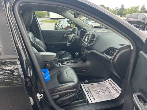 2022 Jeep Cherokee Trailhawk