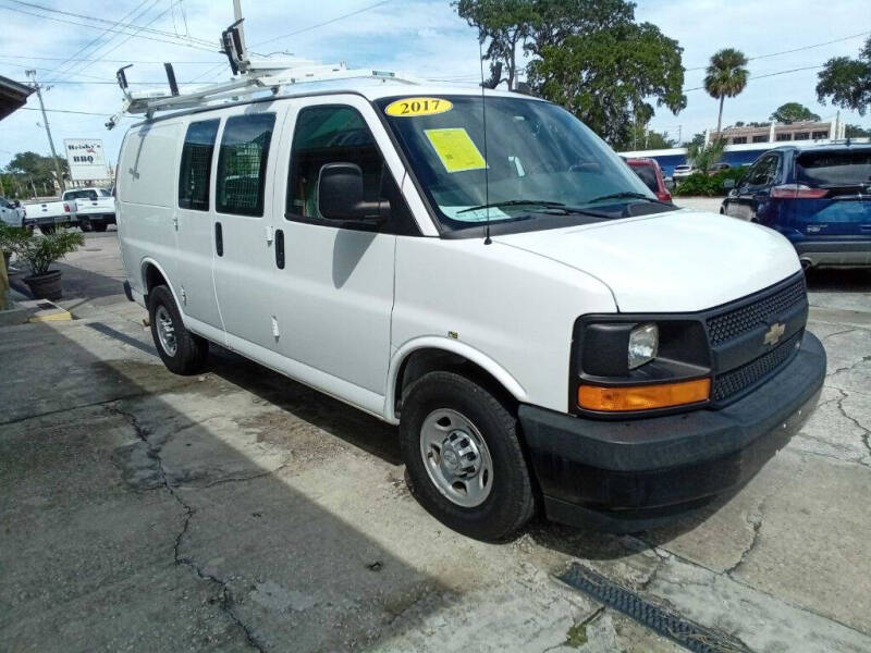 2017 Chevrolet Express 2500