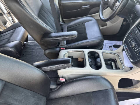 2016 Dodge Grand Caravan SXT