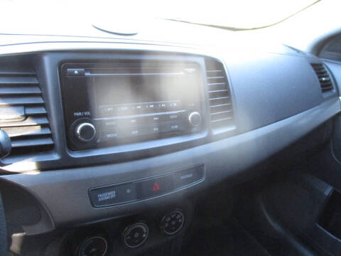 2015 Mitsubishi Lancer ES