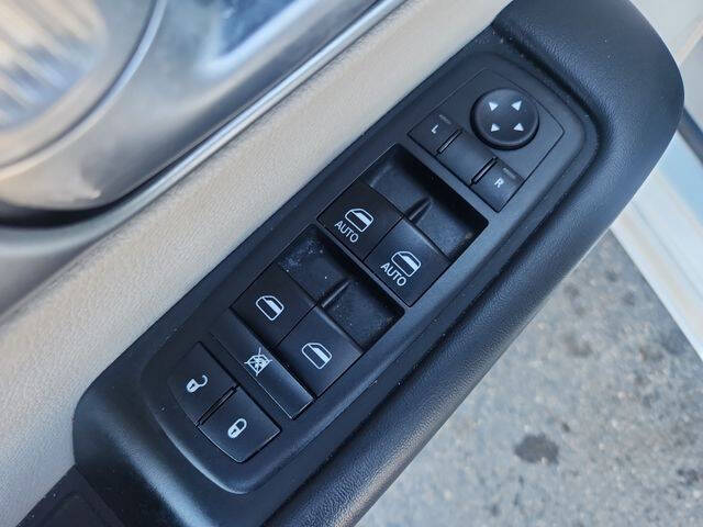 2017 Chrysler Pacifica Hybrid Touring Plus