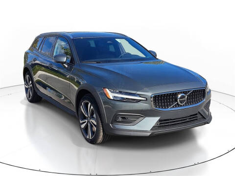 2026 Volvo V60 Cross Country B5 Plus