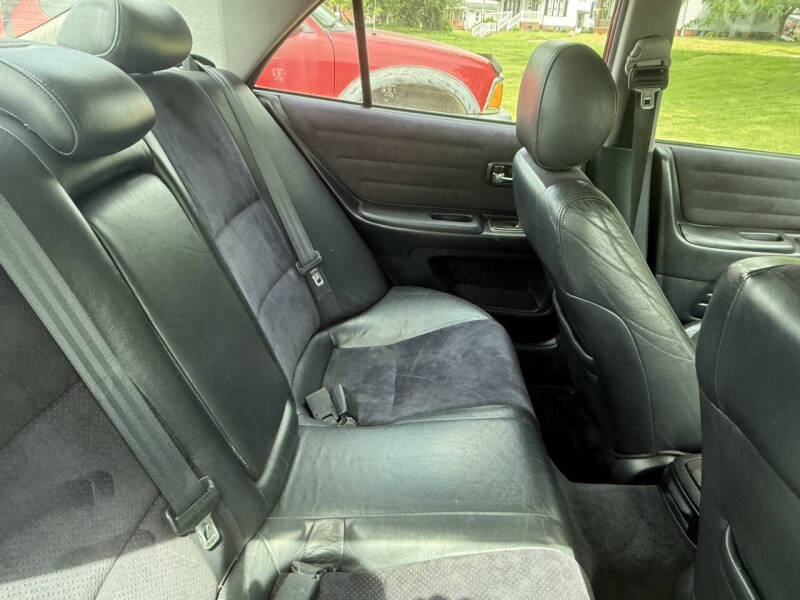 2001 Lexus IS 300