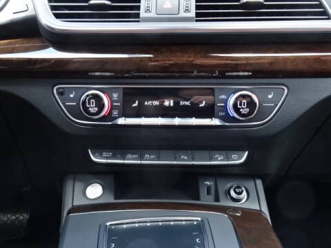 2019 Audi Q5 quattro Premium 45 TFSI