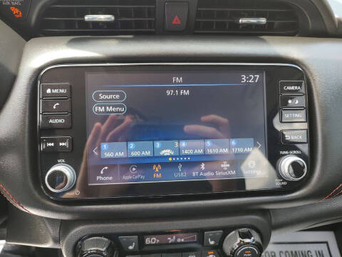 2021 Nissan Kicks SR