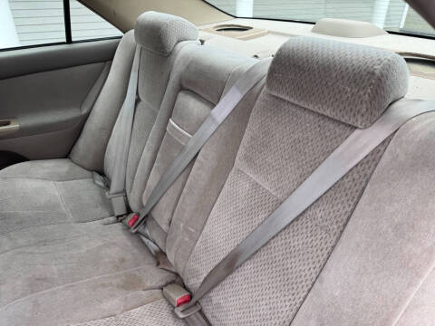 2003 Toyota Camry LE