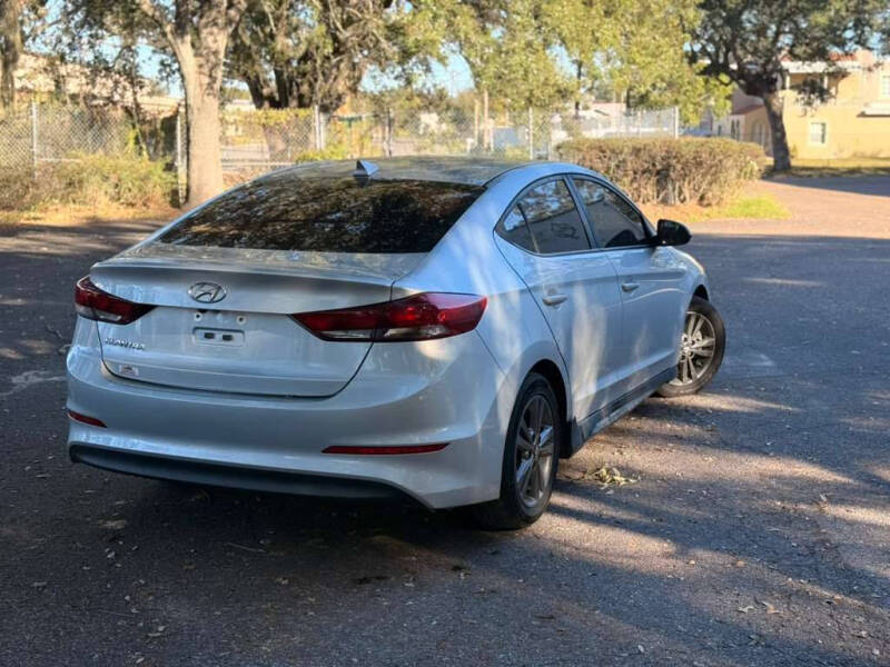 2018 Hyundai Elantra